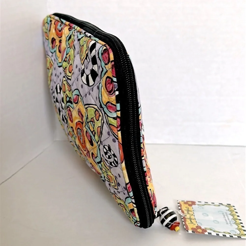 Jennifer Jangles Fabric E-Reader Protective Case, Purple Multi Flower